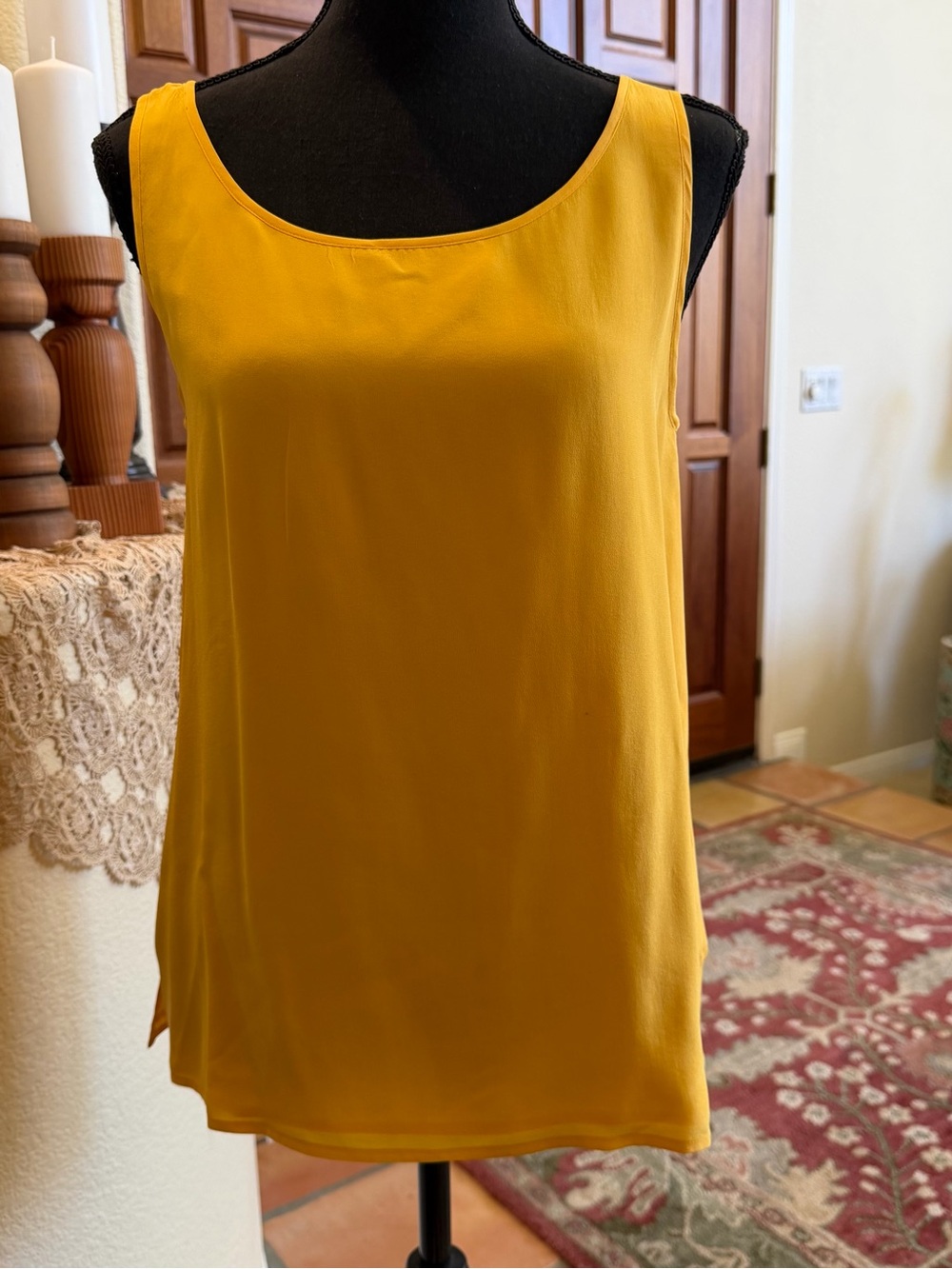 Clio For Nordstrom Brand 100% Silk Tank Top Mustard   Size 6